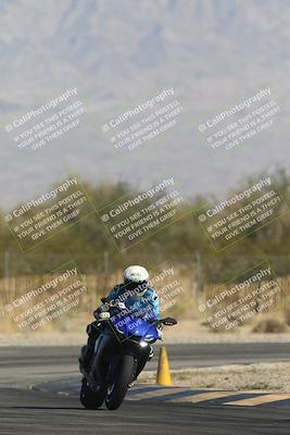 media/Oct-30-2025-Racers Edge (Thu) [[dabbdaf680]]/3-B Group/Session 2 Turn 2/